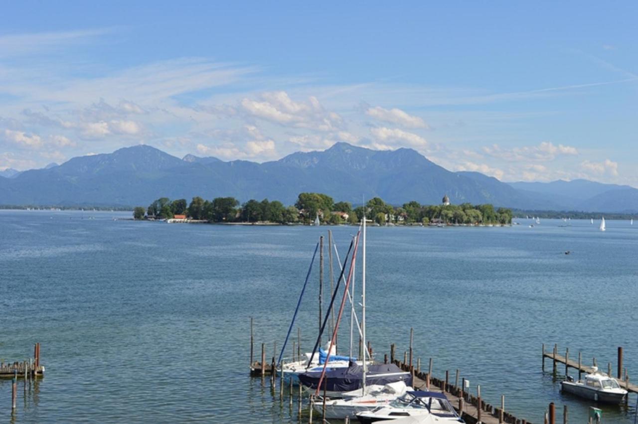 Gaestehaus Gruenaeugl Am See เกอชตัดท์ อัม คิมซี ภายนอก รูปภาพ