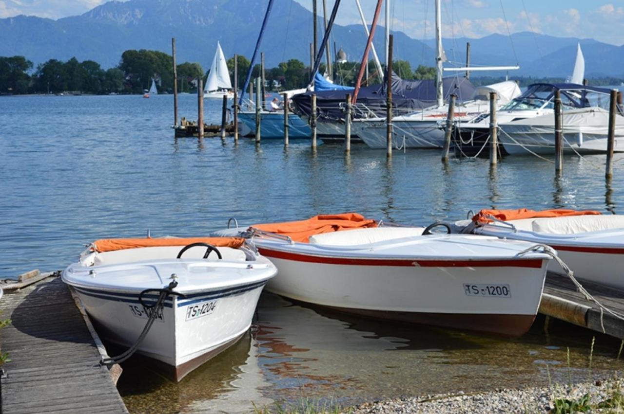 Gaestehaus Gruenaeugl Am See เกอชตัดท์ อัม คิมซี ภายนอก รูปภาพ