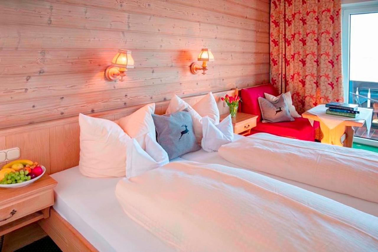 Gaestehaus Gruenaeugl Am See เกอชตัดท์ อัม คิมซี ภายนอก รูปภาพ